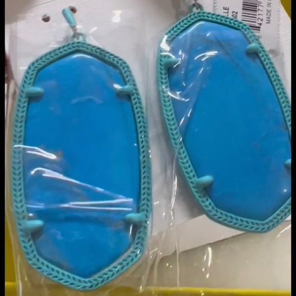 NWT Kendra Scott Danielle Earrings Aqua Howlite & Matte Blue Very Rare & Retired - Picture 4 of 7